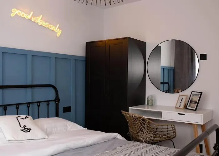 Blue Moon. Cozy Apartment Near Iulius Mall